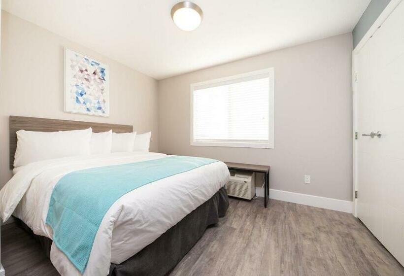 The Suites, Inn Hotels