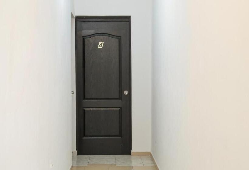 فندق صغير Antique Guest House Fundidora