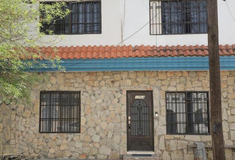 فندق صغير Antique Guest House Fundidora