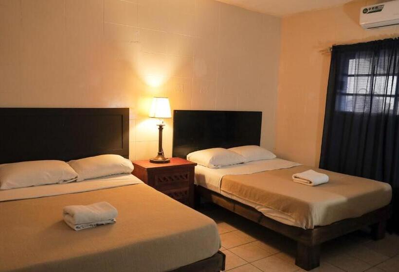 ユースホステル Antique Guest House Fundidora