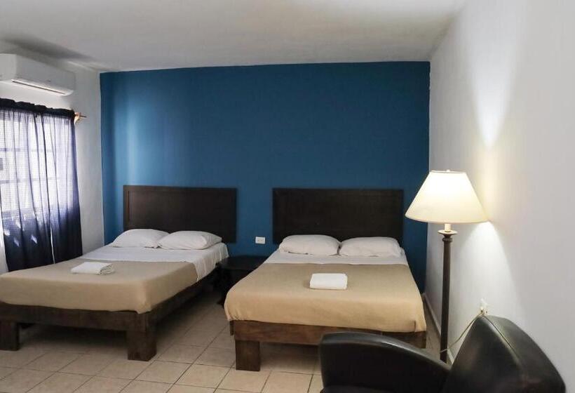 فندق صغير Antique Guest House Fundidora