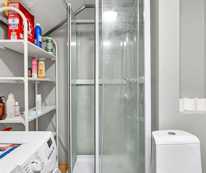 Auroras Friends Apartment   Hostel