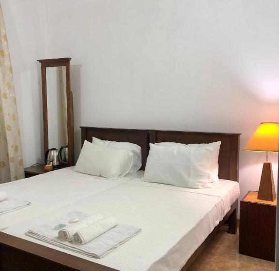 הוסטל Blue Bird Apartment