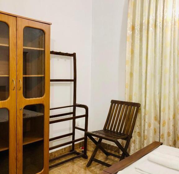 הוסטל Blue Bird Apartment