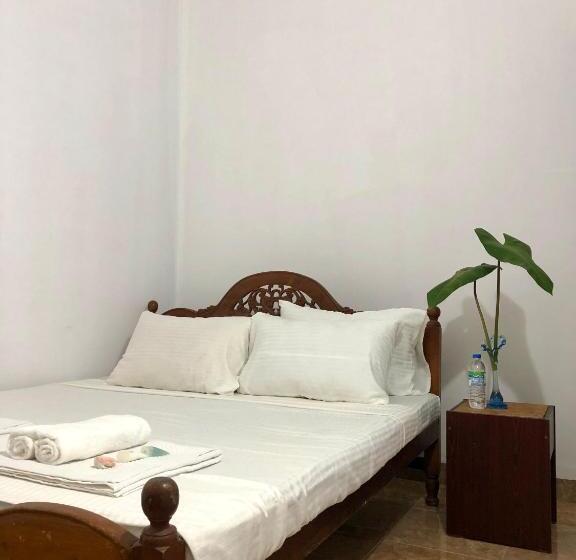 הוסטל Blue Bird Apartment