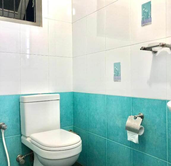 הוסטל Blue Bird Apartment