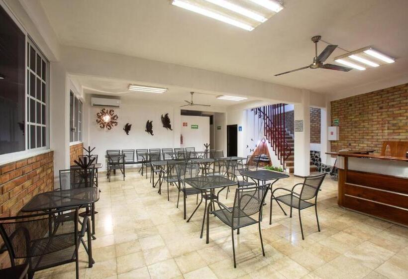 호스텔 Hostería Poza Rica