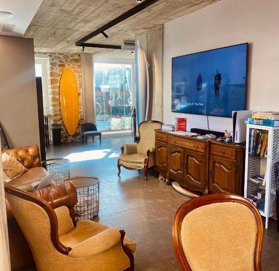 הוסטל Zarautz Surf House