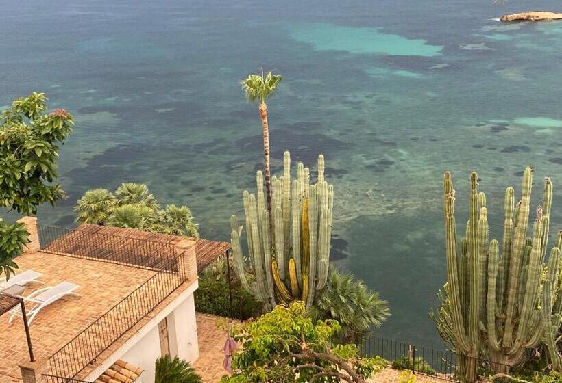 تختخواب و صبحانه El Jardin Botánico Villa Luz
