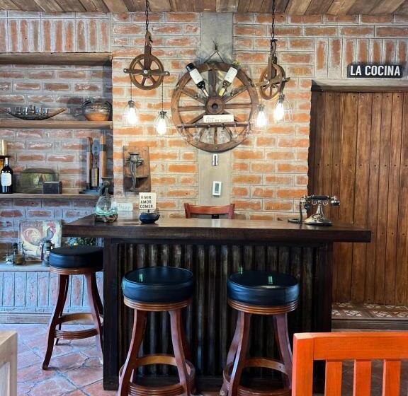 مبيت وإفطار Hacienda Santa Ana Lodging