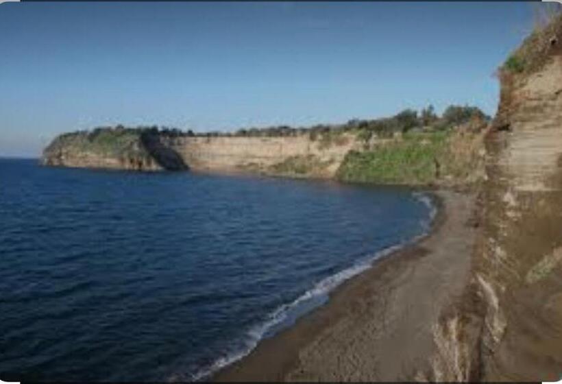 민박 La Scarafocchiola