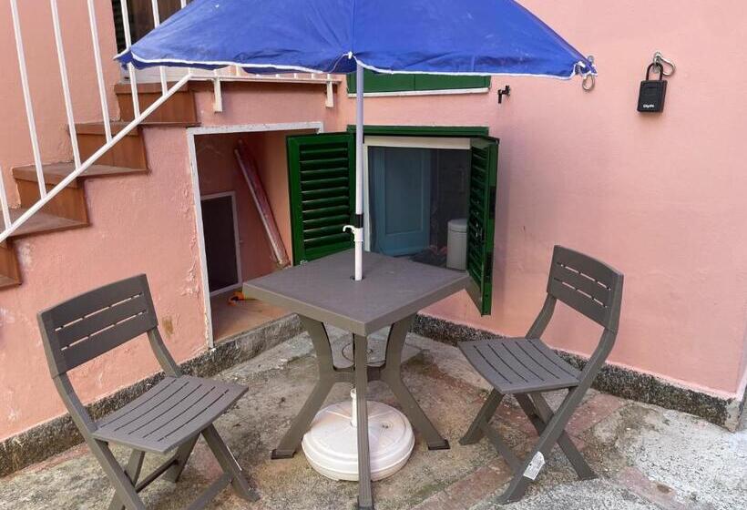 민박 La Scarafocchiola