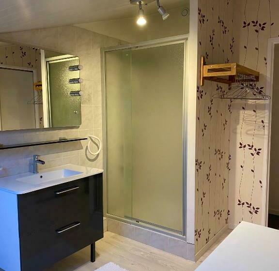 مبيت وإفطار Le Petit Bleu Chambre D Hôtes