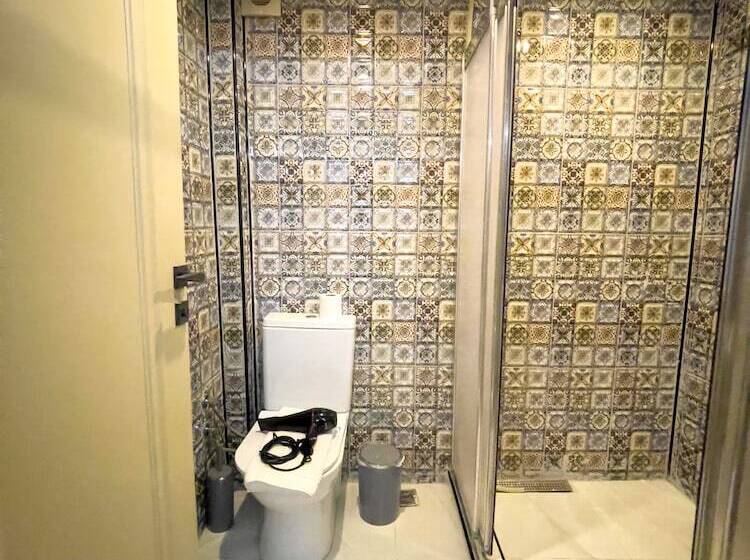 تختخواب و صبحانه Lumina Boutique