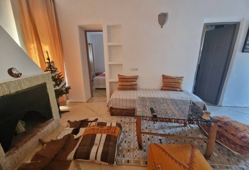 تختخواب و صبحانه Manzal Lahbab