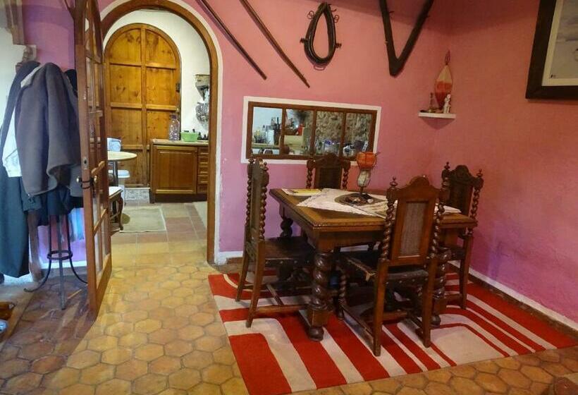 住宿加早餐 Parador Son Jans Jardin