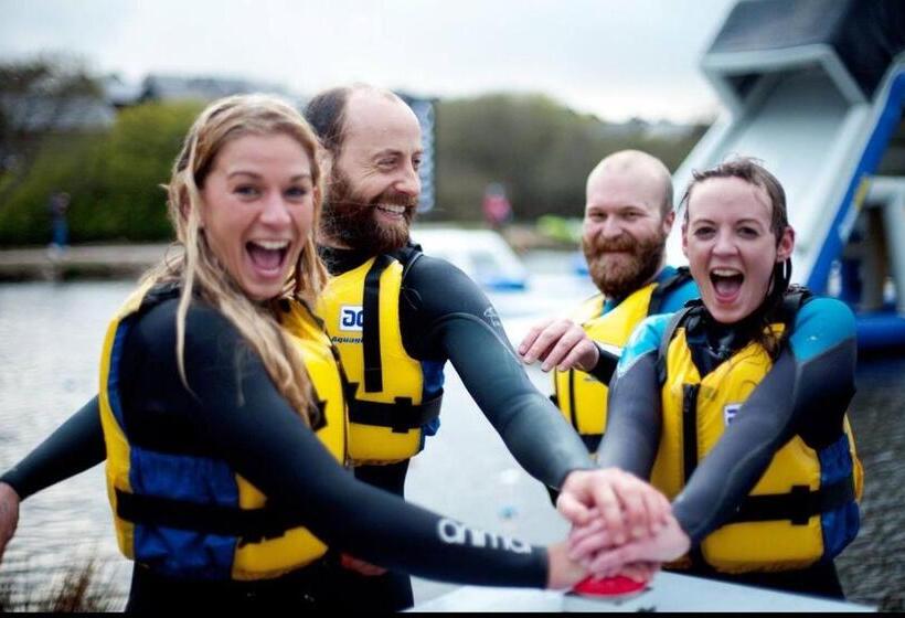 Hot Tub Lodge At Retallack Resort With 2