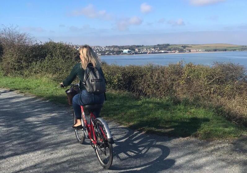 Hot Tub Lodge At Retallack Resort With 2