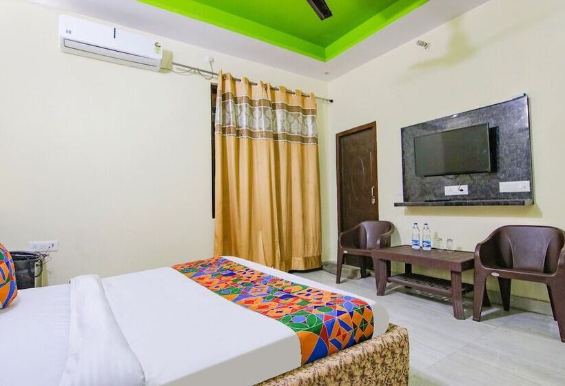 Fabhotel Pushp Kunj