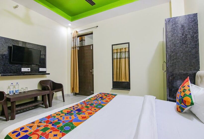 Fabhotel Pushp Kunj