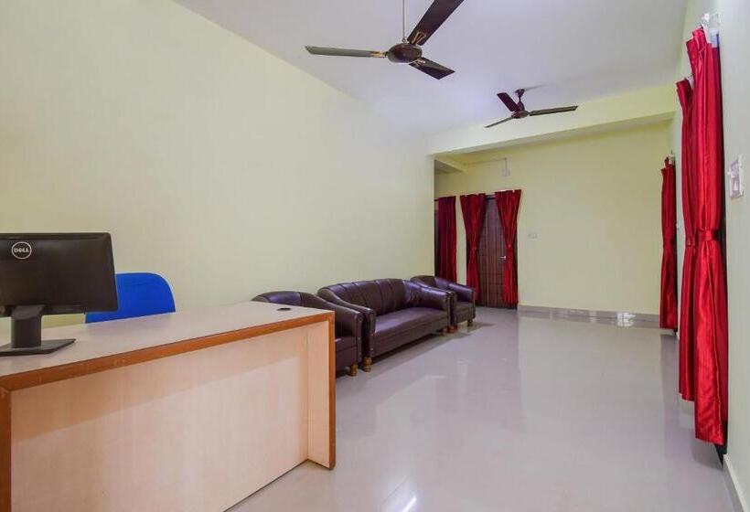 O U Tech Hotel And Restaurant