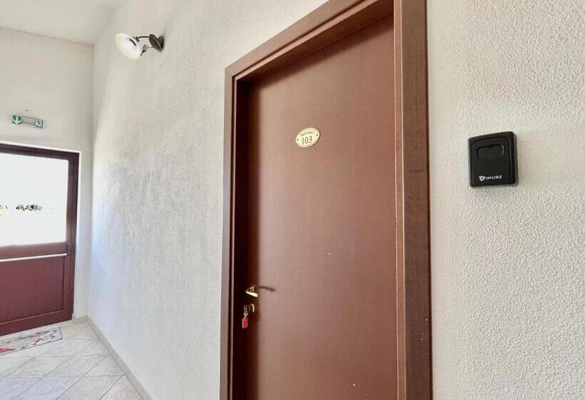 酒店 Agricantus 2000