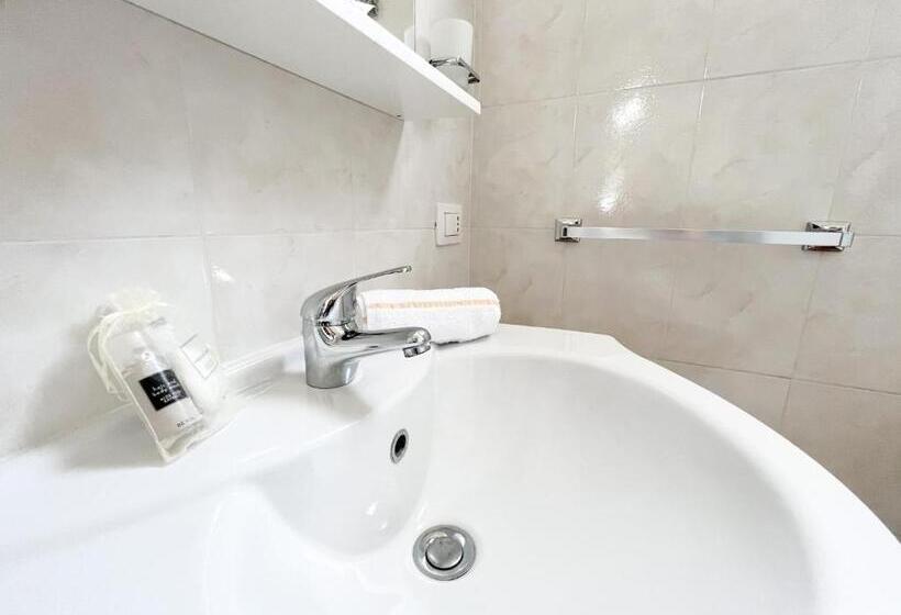 酒店 Agricantus 2000