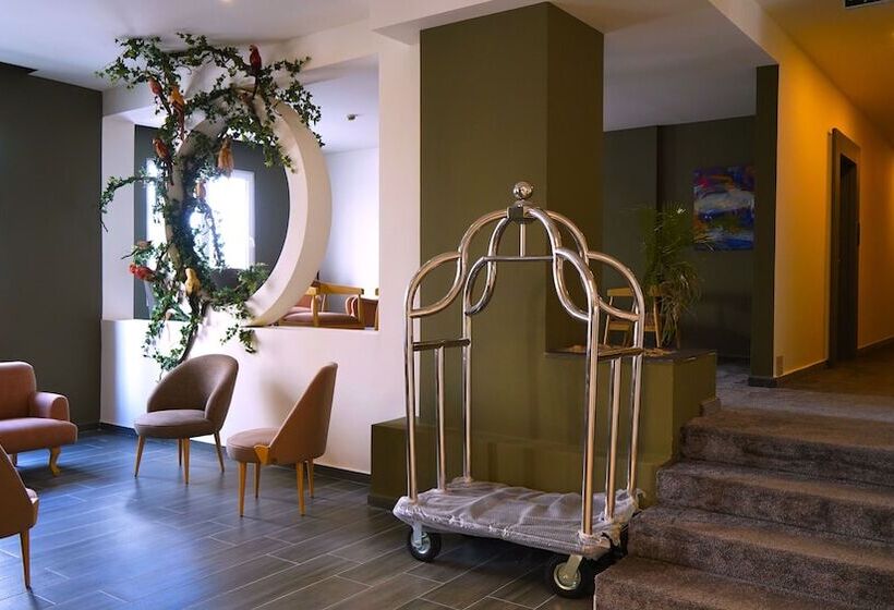 Aitch Boutique Hotel   An Lih