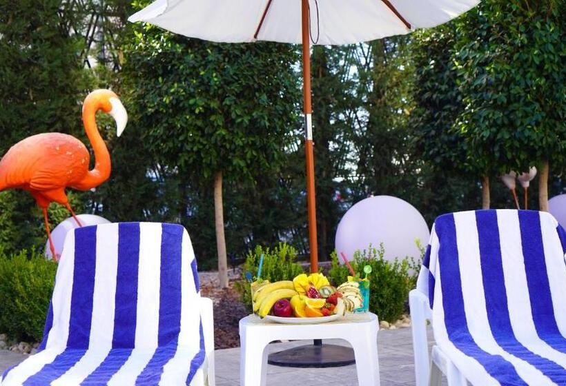 Aitch Boutique Hotel   An Lih