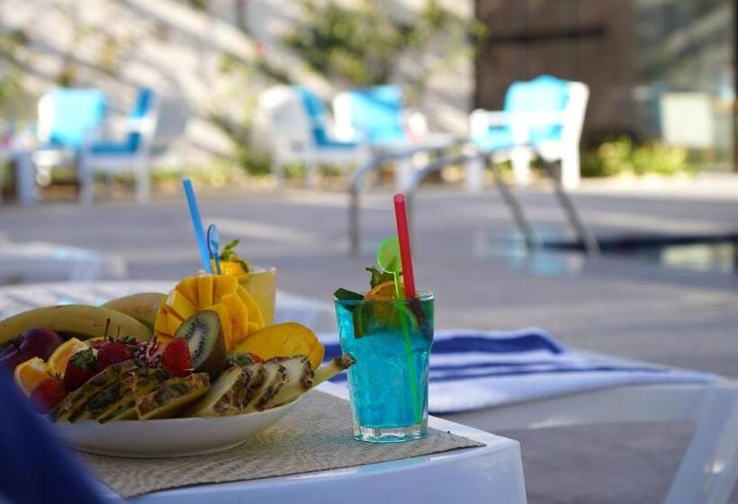 Aitch Boutique Hotel   An Lih