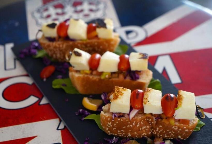 Aitch Boutique Hotel   An Lih