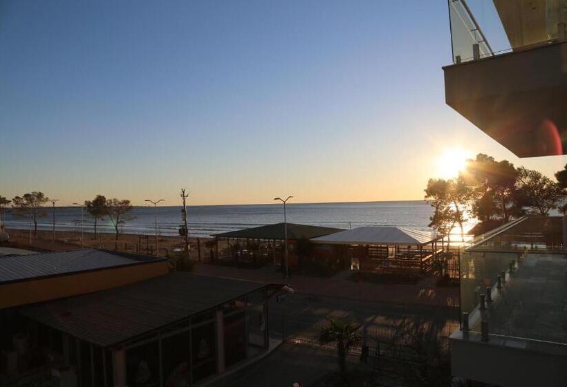 בית מלון כפרי Anchor Apartments