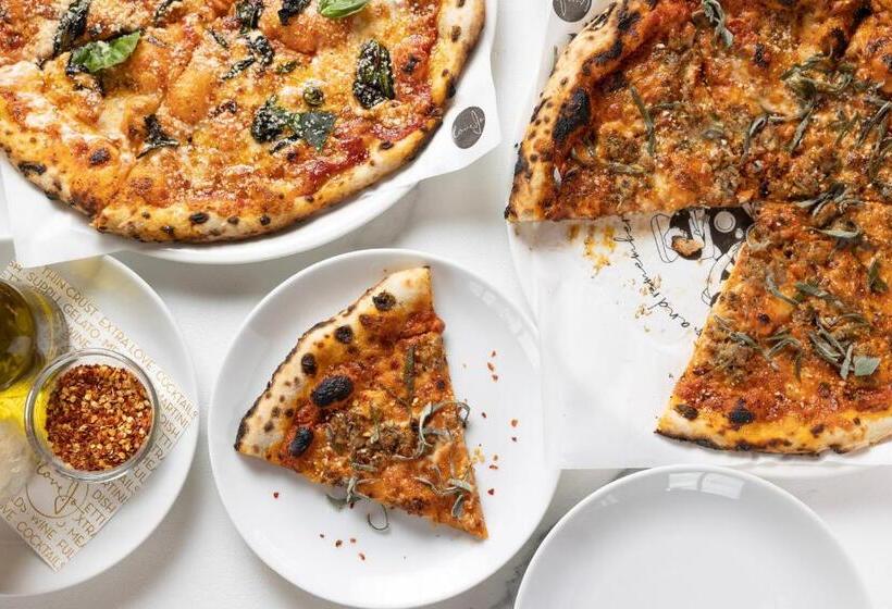 Cambria Hotel Boston Somerville