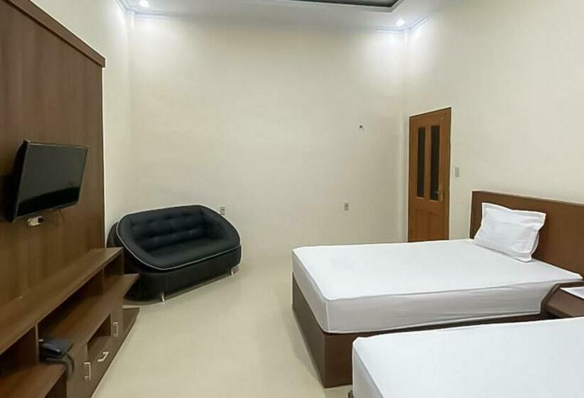 Grand Emperom Hotel Mitra Reddoorz