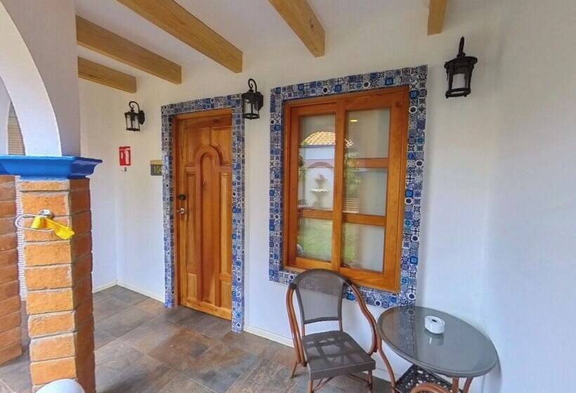 בית מלון כפרי Hacienda Valentino