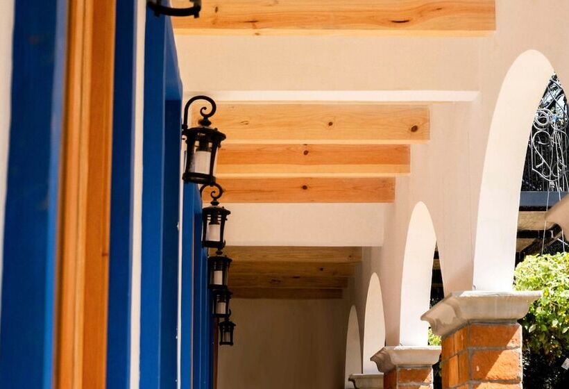 בית מלון כפרי Hacienda Valentino