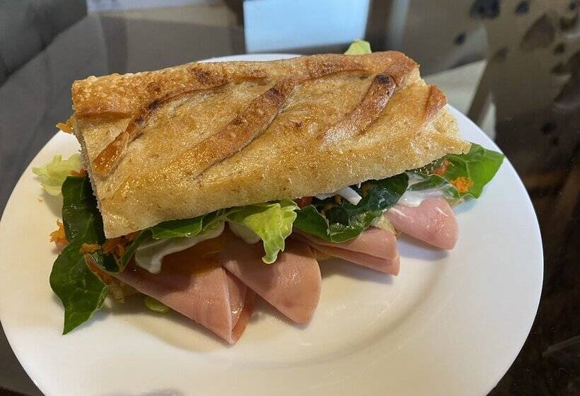 בית מלון כפרי Hacienda Valentino