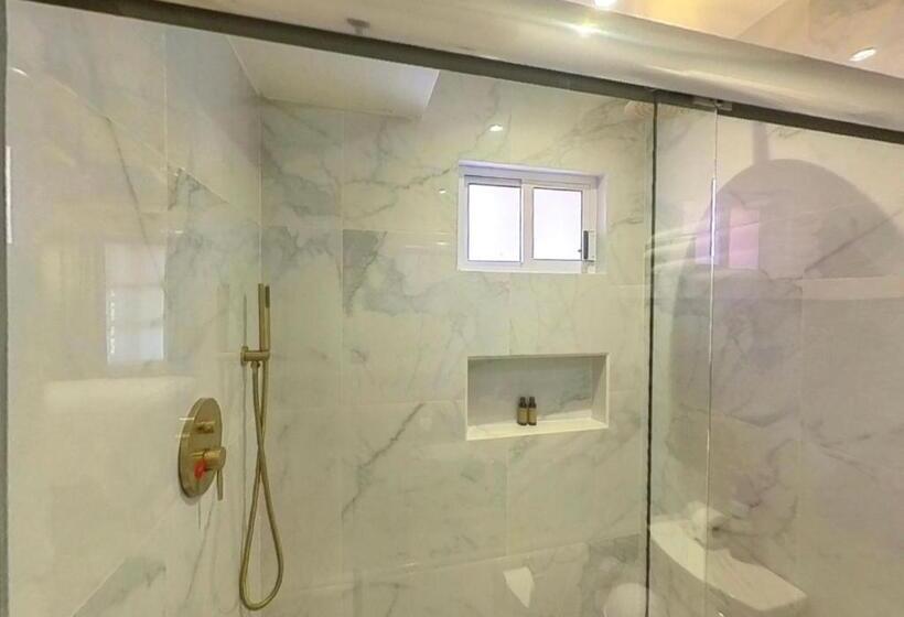 בית מלון כפרי Hacienda Valentino