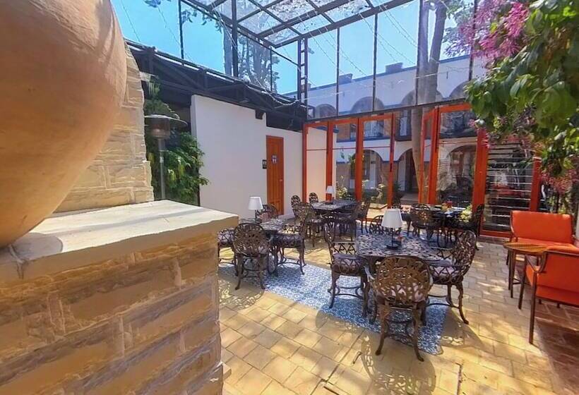 בית מלון כפרי Hacienda Valentino