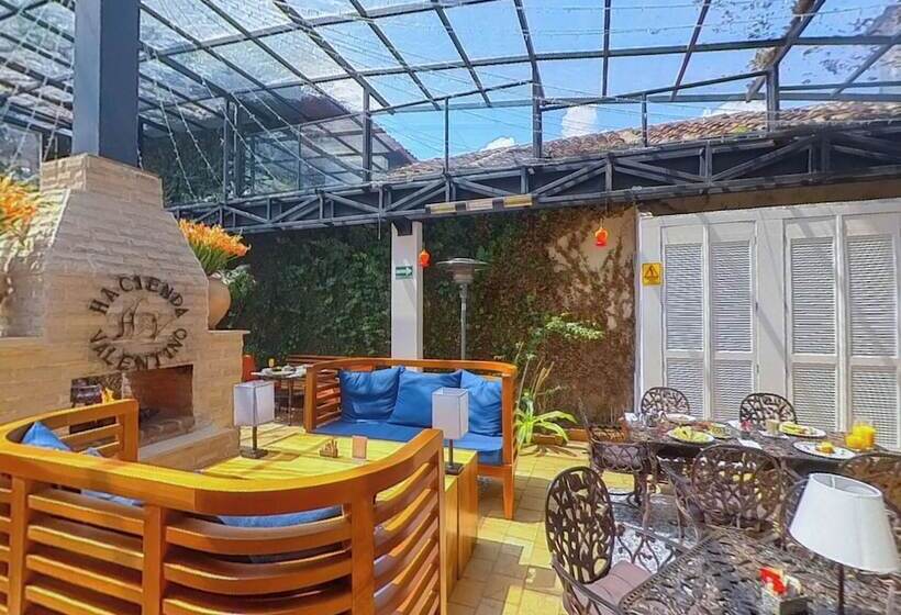 בית מלון כפרי Hacienda Valentino