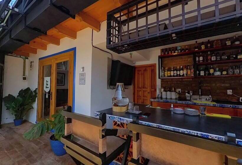 בית מלון כפרי Hacienda Valentino