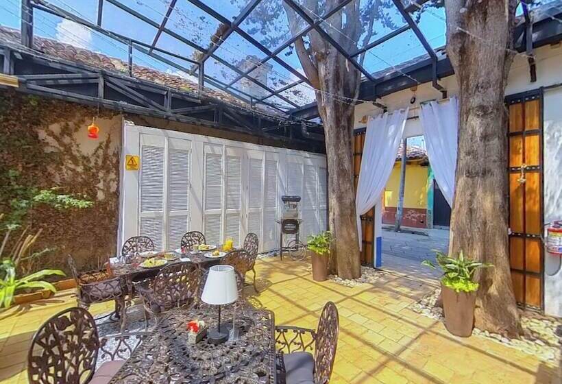 בית מלון כפרי Hacienda Valentino