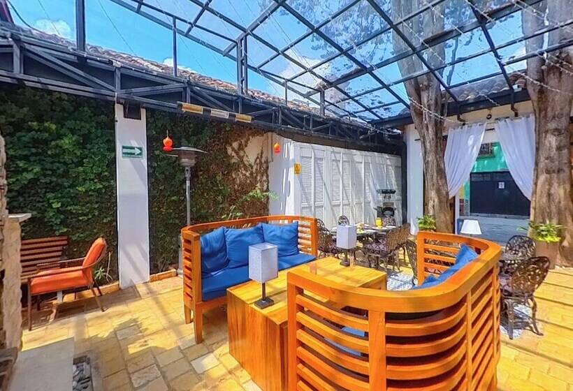 בית מלון כפרי Hacienda Valentino