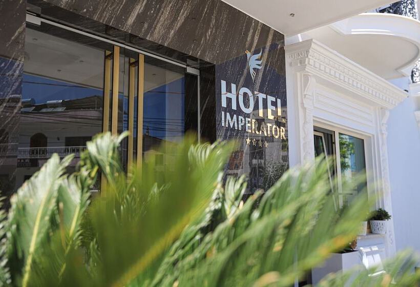 בית מלון כפרי Imperator