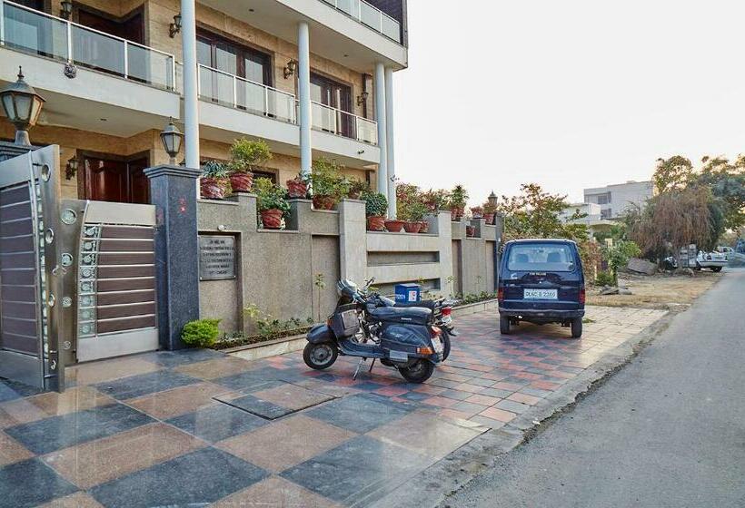 ホテル Kapoor Residency