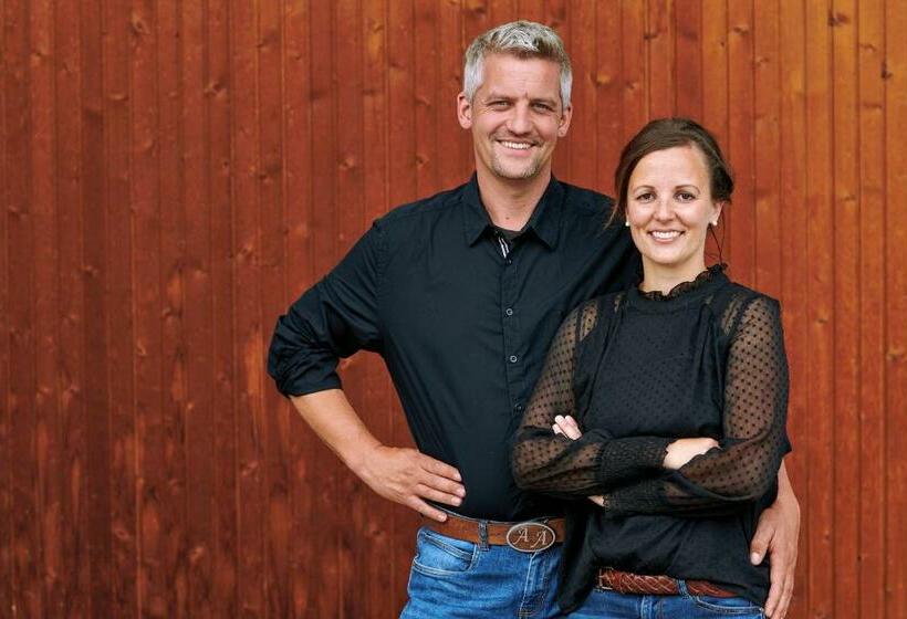 酒店 Naderbauer Hof