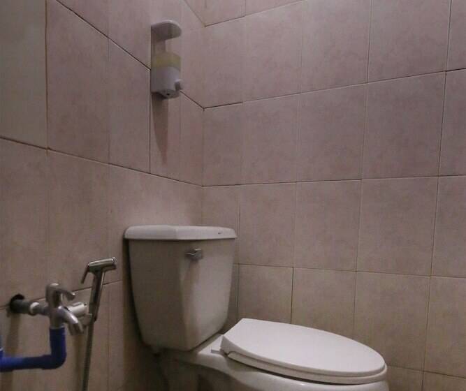 酒店 Busline Apartelle