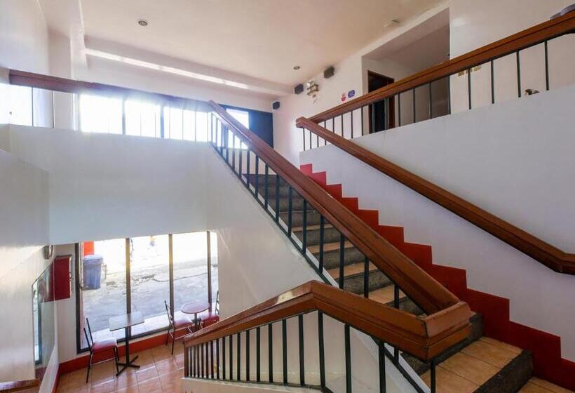 酒店 Busline Apartelle