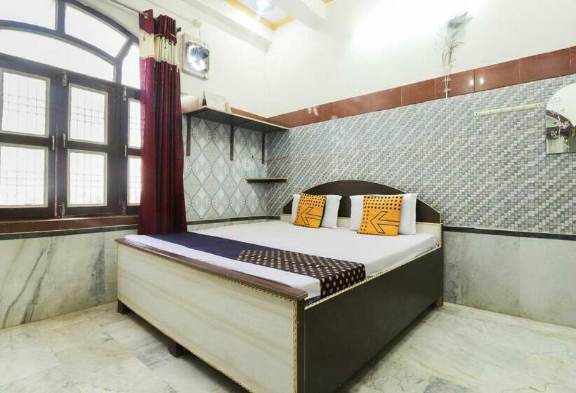 酒店 Oyo 87253 Om Sai Guest House