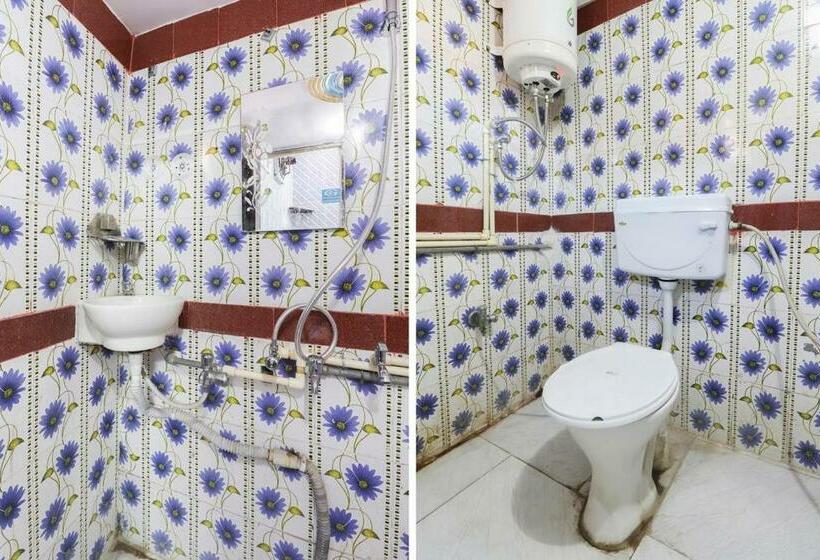 酒店 Oyo 87253 Om Sai Guest House